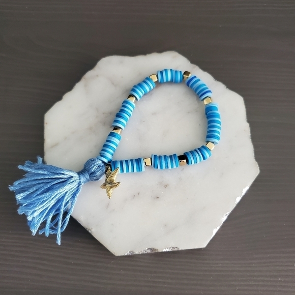 Handmade clay charm bracelet - Picture 1 of 3